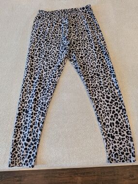 Sweetlegs Leopard Print  Leggings